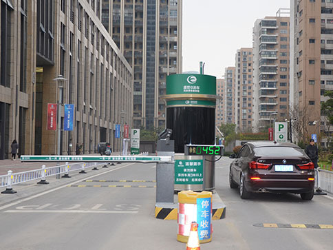 智慧停車場無感支付代理加盟好做嗎？