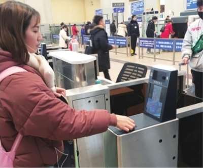 2020年春運啟幕，旅客刷臉進站只需3秒