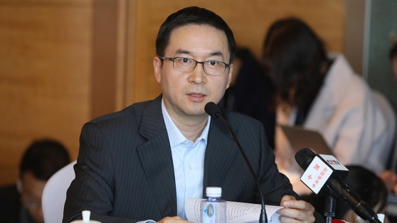 兩會 | 金鵬輝：鼓勵有條件、有能力的支付機構“走出去”